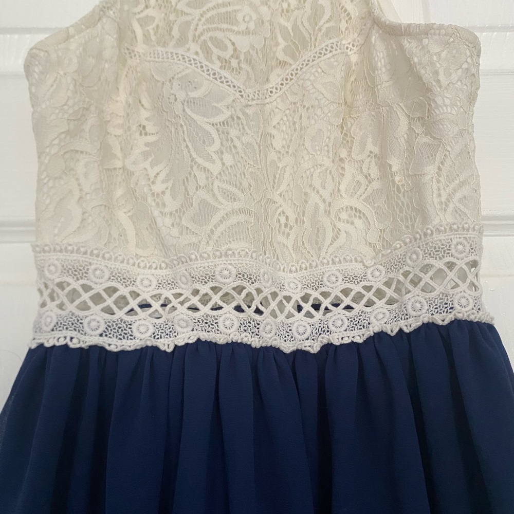Junior’s Halter Dress w/ Lace - Picture 3 of 8